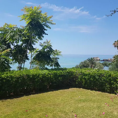 Corfu 45 דירה גליפאדה